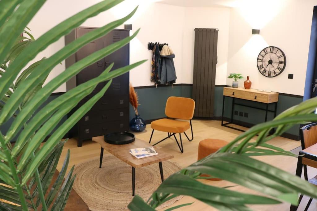 Apartamento Cocon Neuf - Coeur Du 11E París Exterior foto